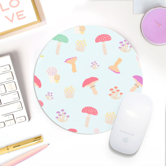 Mushroom love mouse pad